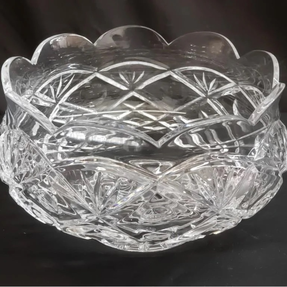 Vintage Waterford Crystal Footed 7.5" Diameter x 4.5" Height Bowl Scalloped Rim